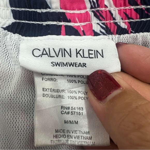 Calvin Klein Men M Pink Quick Dry UPF 50 Island Camo Elastic Waist Swim Trunks - Picture 7 of 11